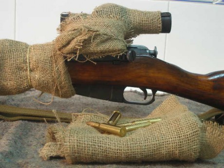 Cómo reconocer un verdadero mosin sniper?, ha de llevar siete dígitos el arma, el visor, ambos dos?. Me 120