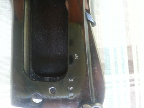 Hola, un amigo ha encontrado una pistola llama lll del 9 corto en un cajon, era del abuelo de la guerra 41