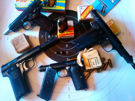 Hola,he abierto este hilo para que todos aquellos que tengais armas Españolas,podais lucirlas aqui con 10