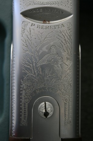 Buenas tardes,

Me ofrecen una Beretta S687 con las siguientes características:

Calibre 12/70
Superpuesta 100