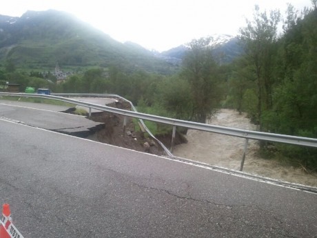 Buenos días.

El pasado martes día 18.06.2013, el agua arrasó el  :evil: Valle de Aran y otros lugares 40
