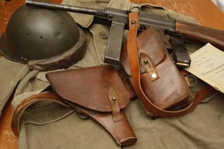 Hace unos días encontré por casualidad en una web extranjera un arma a la venta que hacía muchos años 111