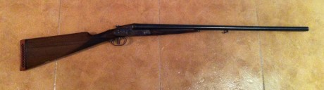 Hola a todos

Acaba de llegar a mis manos una escopeta paralela Ugartechea del calibre 20, muy ajustada, 20
