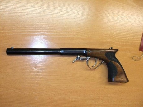 Hola,he abierto este hilo para que todos aquellos que tengais armas Españolas,podais lucirlas aqui con 30
