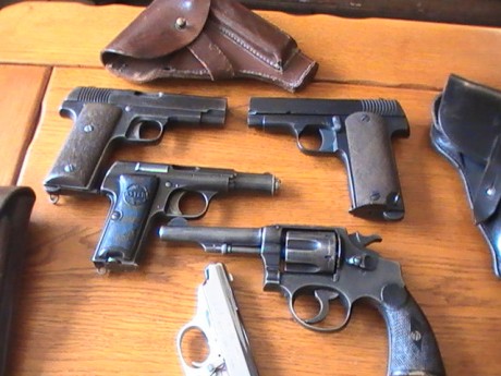 Hola,he abierto este hilo para que todos aquellos que tengais armas Españolas,podais lucirlas aqui con 80