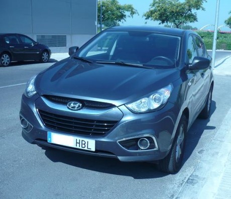 Vuelvo a poner a la venta mi Hyundai IX35

El coche de mi señora esposa y uno de los de la caravana de 02