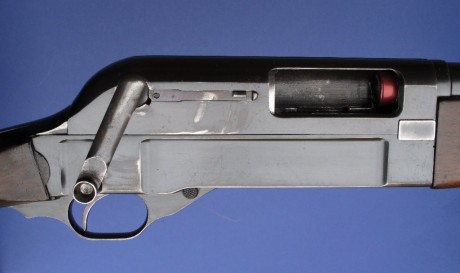Si hay un tipo de escopeta desconocida esta es la escopeta semiautomática de palanca, no deja de ser curioso 61
