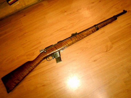 Hace unos meses, antes de navidades me dio por restaurar la madera de la carabina destroyer que tengo. 50