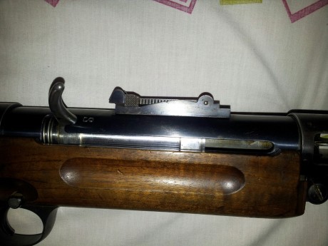 hola e visto en casa de un amigo esto que era de su abuelo me imagino de la guerra civil,no tiene cargador,alguien 100