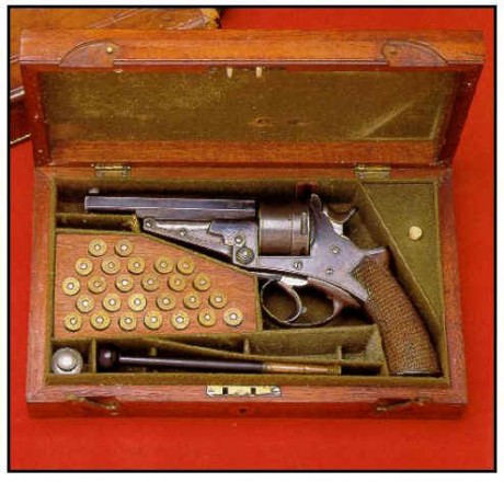 Hace unos días encontré por casualidad en una web extranjera un arma a la venta que hacía muchos años 20