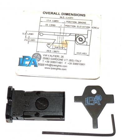 ¿Se puede colocar en la corredera de esta pistola esta alza?: 01