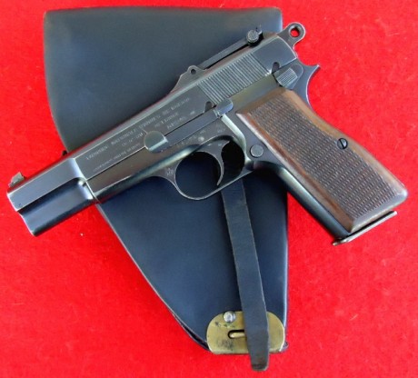 Hace unos días encontré por casualidad en una web extranjera un arma a la venta que hacía muchos años 150