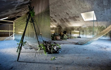 Agujeros de ratas, snipers holes, troneras o como le quieran llamar. Francotirador urbano el reto insuperable.

Un 100