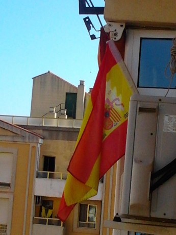 ni de España ni de ser Español.
Me averguenzan quienes me gobiernan . :oops:

  Digo lo que pienso . 130