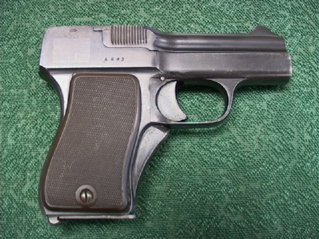 Hace unos días encontré por casualidad en una web extranjera un arma a la venta que hacía muchos años 50