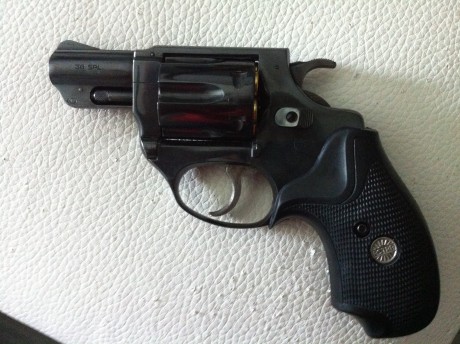 Hola,he abierto este hilo para que todos aquellos que tengais armas Españolas,podais lucirlas aqui con 71