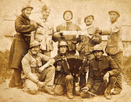 Hace unos días encontré por casualidad en una web extranjera un arma a la venta que hacía muchos años 20
