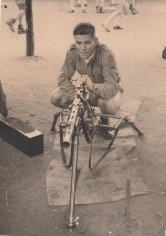 Hace unos días encontré por casualidad en una web extranjera un arma a la venta que hacía muchos años 100