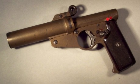 Hace unos días encontré por casualidad en una web extranjera un arma a la venta que hacía muchos años 121