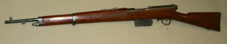 Hace unos días encontré por casualidad en una web extranjera un arma a la venta que hacía muchos años 131