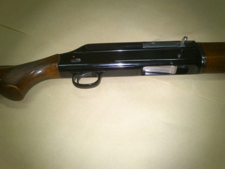 Amigo Josep te pongo unas fotos de una remington a ver si no ilustras tal y como es tu buen hacer. 00