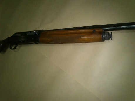 Amigo Josep te pongo unas fotos de una remington a ver si no ilustras tal y como es tu buen hacer. 12