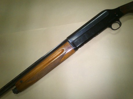 Amigo Josep te pongo unas fotos de una remington a ver si no ilustras tal y como es tu buen hacer. 11