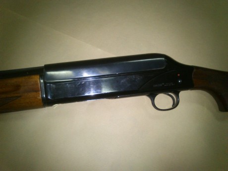 Amigo Josep te pongo unas fotos de una remington a ver si no ilustras tal y como es tu buen hacer. 10