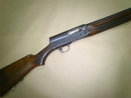 Amigo Josep te pongo unas fotos de una remington a ver si no ilustras tal y como es tu buen hacer. 32