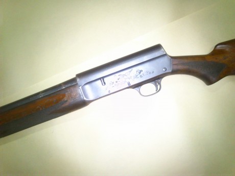 Amigo Josep te pongo unas fotos de una remington a ver si no ilustras tal y como es tu buen hacer. 31