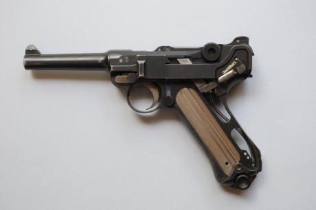 Hace unos días encontré por casualidad en una web extranjera un arma a la venta que hacía muchos años 112