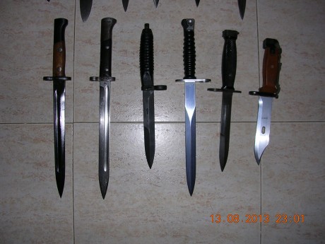 Estas son mis bayonetas, creo que ya puse un post al respecto, pero como vereis ha habido alguna variación.
A 02