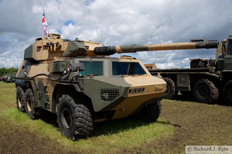 pues eso, que quisiera saber TODO, incluso quien ha pedido esto !!! :

Un VAB mark II... con 120 mm? 110