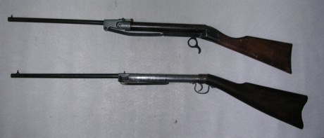 Buenas tardes a todos.
Os presento los dos nuevos modelos de mi colección.
 Modelos 1-2.jpg 
¿Alguno sabe 00