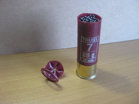 Debido a la dificultad de encontrar en el mercado cartuchos cal.16/65 para utilizar en escopeta antigua 40
