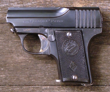 Hace unos días encontré por casualidad en una web extranjera un arma a la venta que hacía muchos años 21