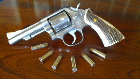   Hola chicos, como veo que falta un sub-foro de esta marca (lo hay de Glock, de 1911's, de Revólveres, 170