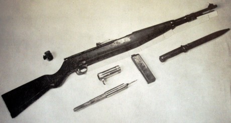 Hace unos días encontré por casualidad en una web extranjera un arma a la venta que hacía muchos años 11