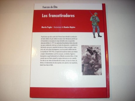 Hola!!!

Vendo libros y revistas varios sobre armas. 
Todos en perfecto estado. Guardados como colección.

Vendo 41