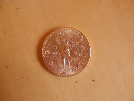 Pues nada queria saber ai algun forero comparte conmigo esta afición a las monedas.

Llevo muchos años 10