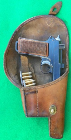 Hace unos días encontré por casualidad en una web extranjera un arma a la venta que hacía muchos años 121