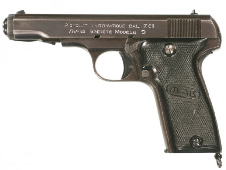 Hace unos días encontré por casualidad en una web extranjera un arma a la venta que hacía muchos años 161