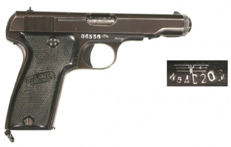 Hace unos días encontré por casualidad en una web extranjera un arma a la venta que hacía muchos años 160