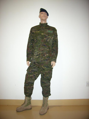 Hola a todos. Me dijeron hace unos días que tenían pensado el cambio del uniforme del ejército;  que cambiarán 20