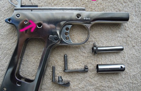 Hola.
Después de adquirir una Norinco 1911 Sport nueva de paquete, procedí con ayuda de mi amigo Ramón 31