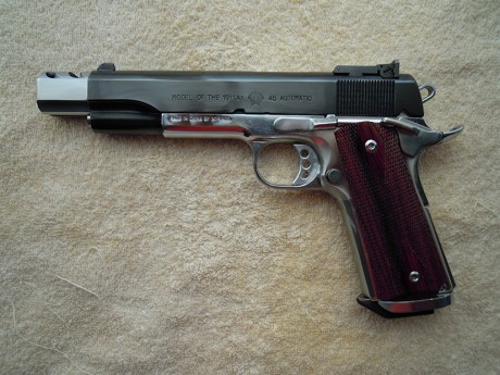 Hola.
Después de adquirir una Norinco 1911 Sport nueva de paquete, procedí con ayuda de mi amigo Ramón 30