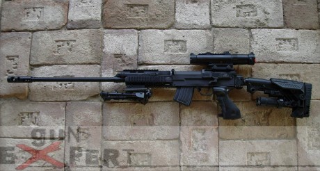 Saludos
Recientemente en algunas armerias de este pais se puede adquirir este modelo el Semopal Vz 58 111