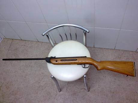 Hola, voy a intentar restaurar una Flecha modelo 12 y quisiera a ver si me podeis informar de que muelle 02