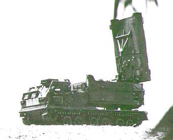 Colegas, necesito saber quien y que país fabruca estas dos versiones de TOAS M113 A3 en versiones antiaereas.
El 151