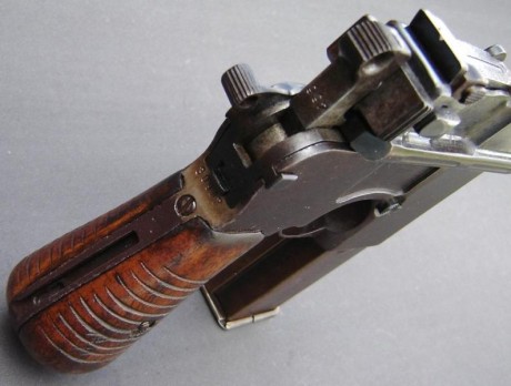 Hace unos días encontré por casualidad en una web extranjera un arma a la venta que hacía muchos años 161